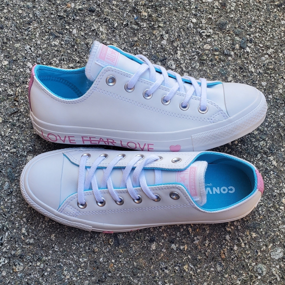 Converse Chuck Taylor All Star Love No Fear Ox - Picture 1 of 4